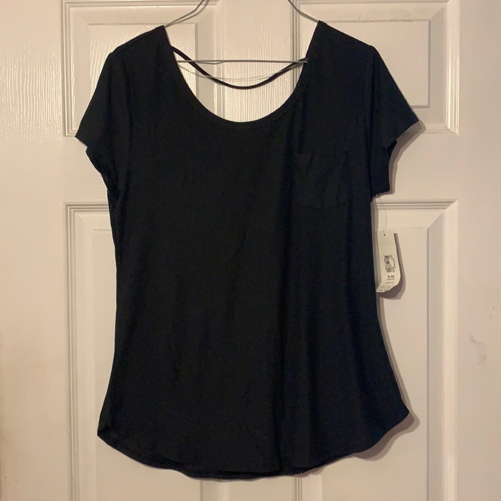 No boundaries cute top
